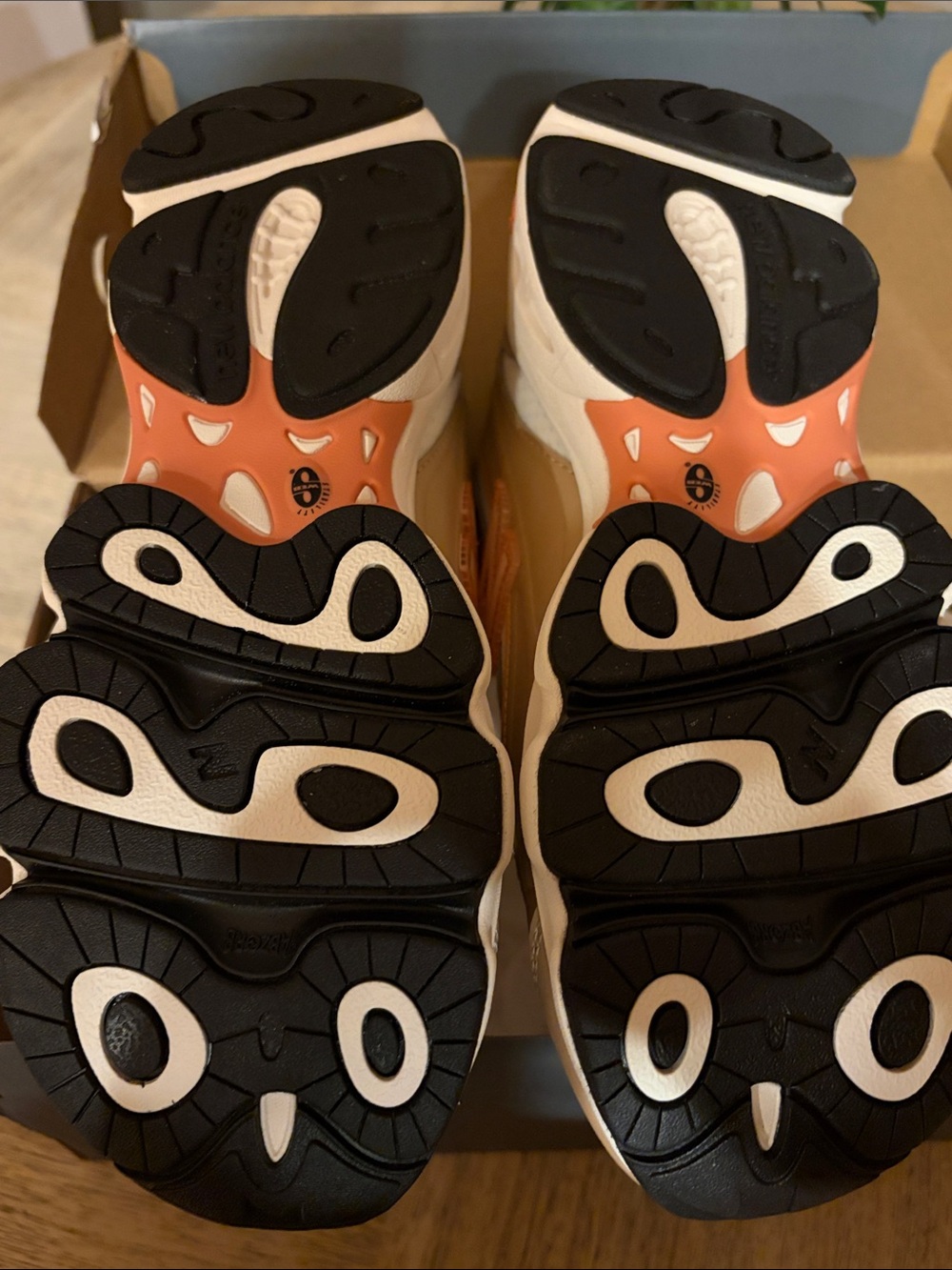 New Balance Women’s Chunky Sneakers in Orange and Tan - Picture 3 of 4